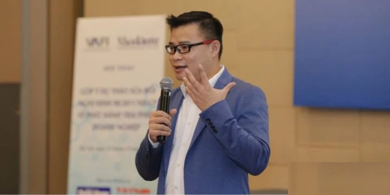 Trần Văn Giàu bày tỏ sự cảm kích tại buổi lễ trao giải